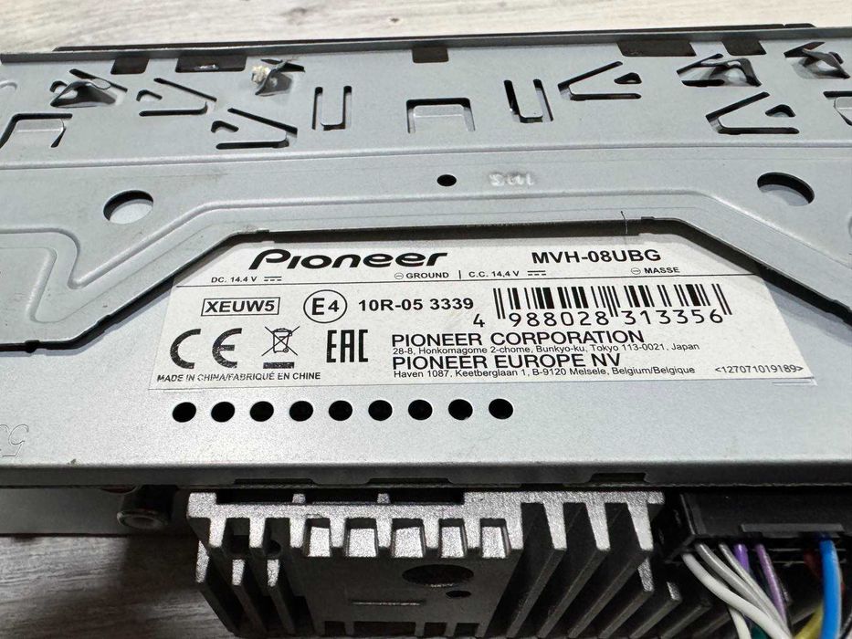 Авто CD/USB Плеър Pioneer MVH-08UBG