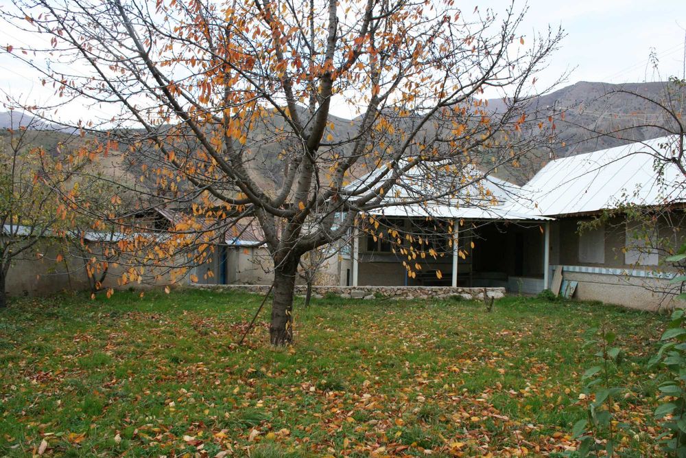 Продаётся дом в горно-курортной зоне в селе Нанай.