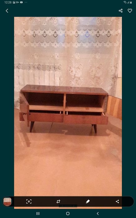 Тумбочка для спальни.