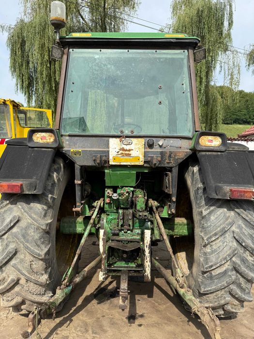 Dezmembram tractor John Deere 4040 — poza 3