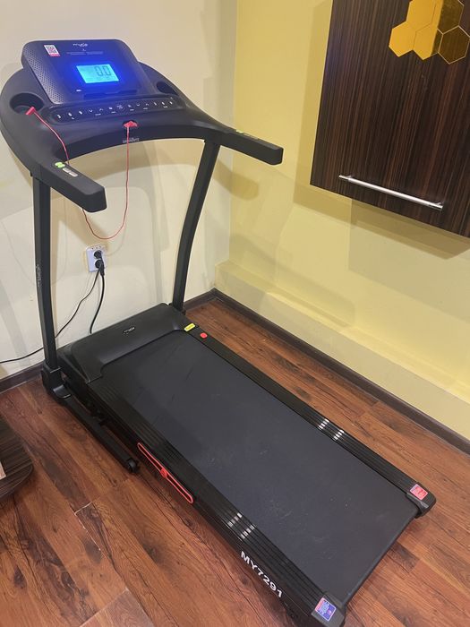 Banda de alergat foarte putin folosita ca noua