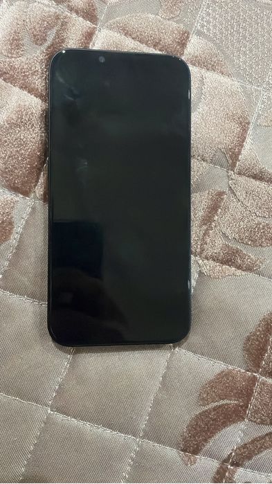 Айфон 16е в идеальном состоянии