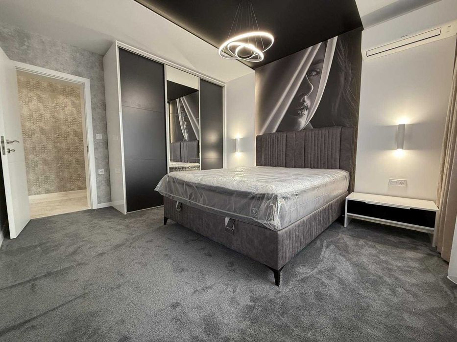 Продава се Тристаен апартамент в Пловдив, Остромила - 118 кв.м за 1907 €/кв.м - Снимка #7