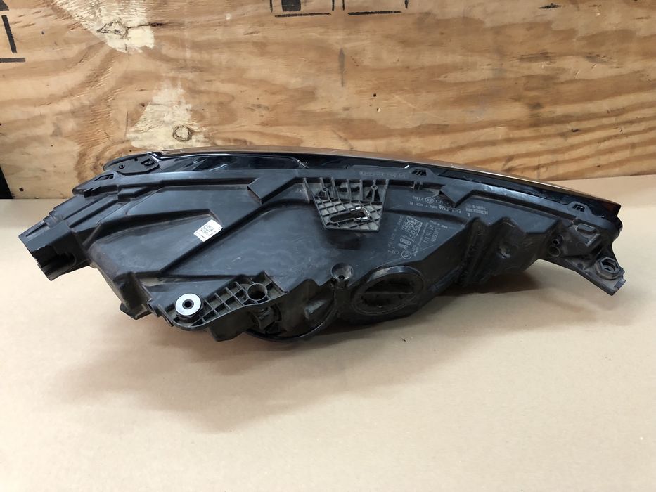 Far stanga Full Led Audi A3 8Y cod 8Y0941011