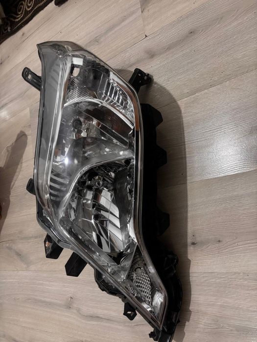 Фара на прадо 150