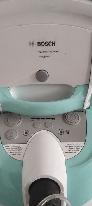 Пылесос моющий  bosch BWD420HYG , 60000