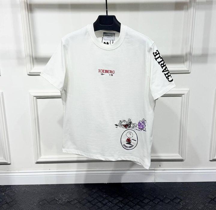 Tricou premium Iceberg