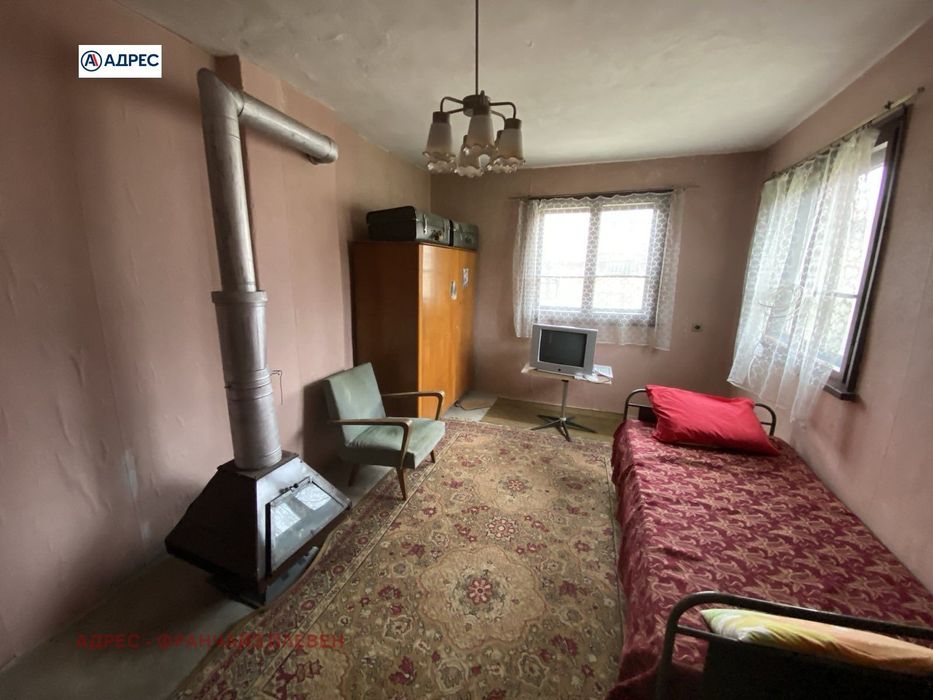 Продава се Къща в с. Ослен Криводол, Област Враца - 146 кв.м за 419 €/кв.м - Снимка #3