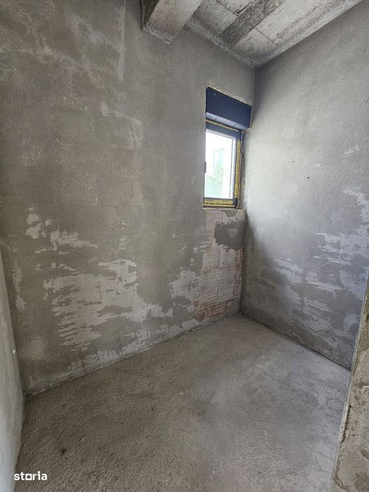 Casa 4 camere ,3 bai , 2 gradini, parcari in Borhanci