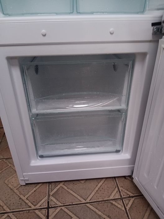 Комбиниран хладилник с фризер Миеле Miele с 2 години гаранция!