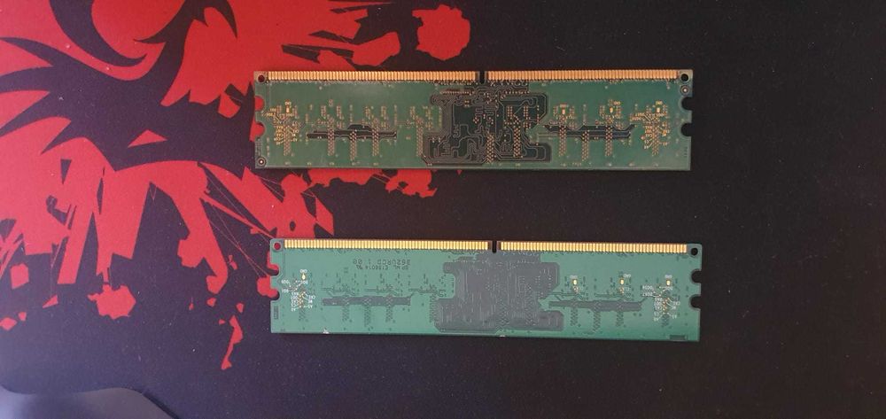 Memorii DDR 2  2x512 MB