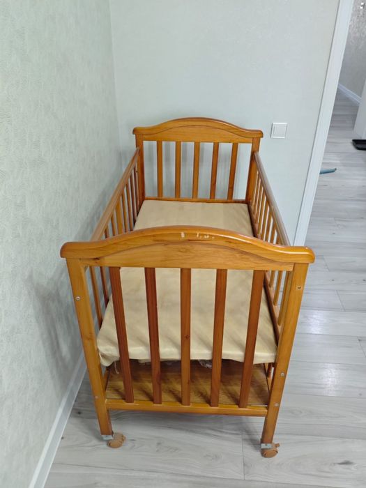 Детскую кроватку