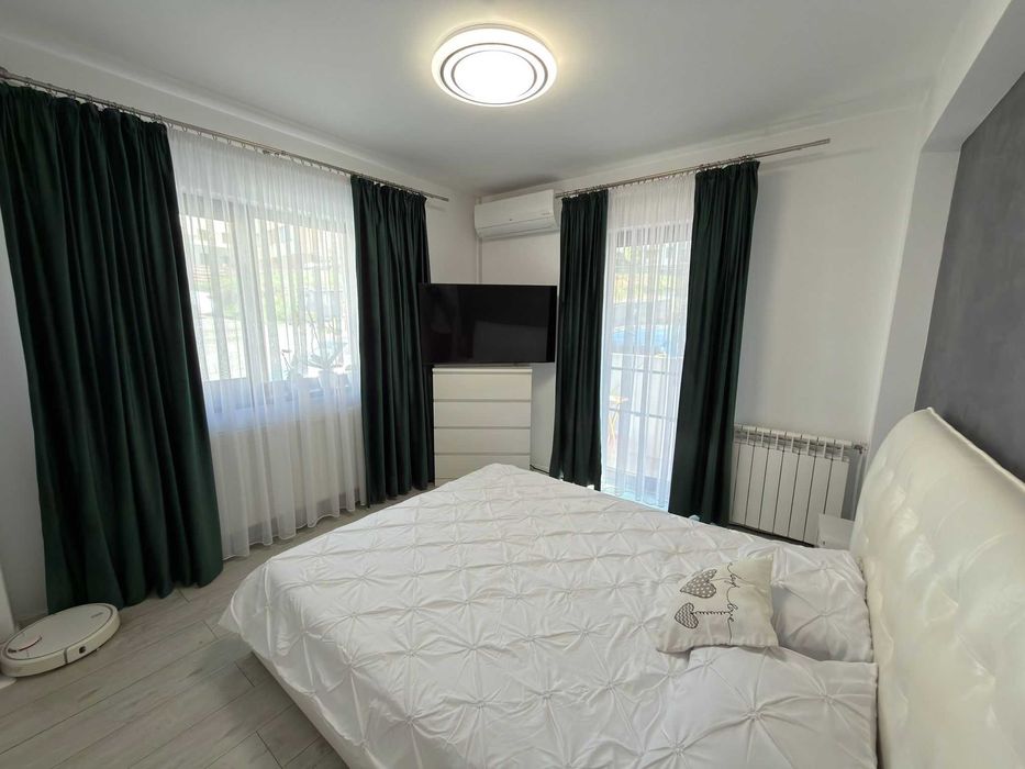 Apartament 3 camere de vanzare strada Parcul Poligon, Floresti