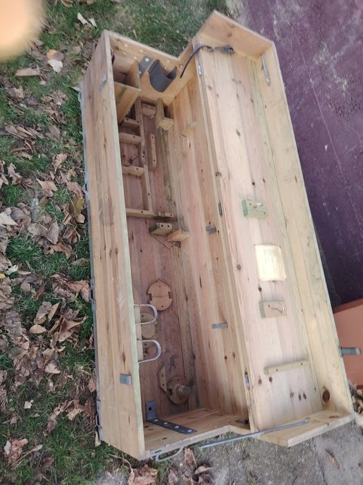 Vand ladă militară