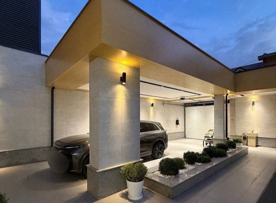 Ор-р: Центр Луначарский Продается Евро Дом 5.соток!!! 500м2