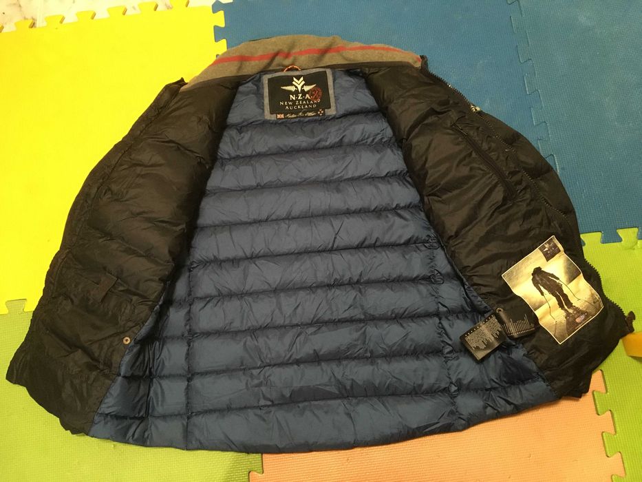 ''NZA New Zealand Auckland''оригинално мъжко пухено яке Л размер