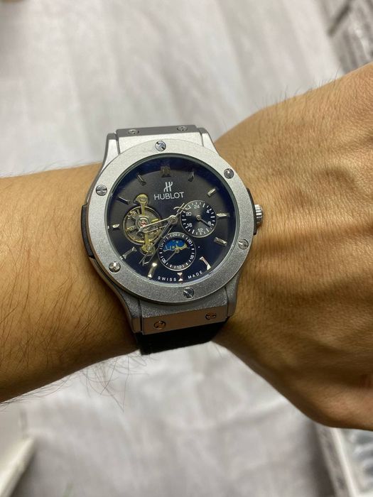 HUBLOT часы для мужчин