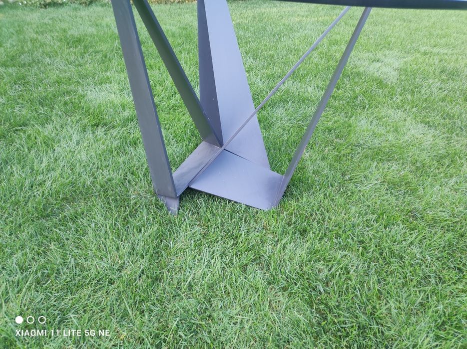 Masa rotundă living