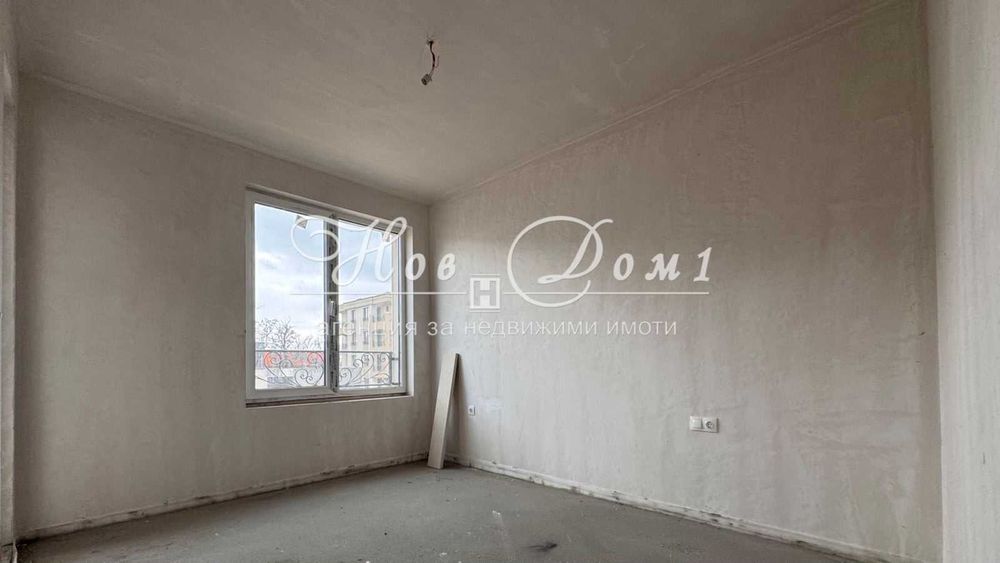 Продава се Двустаен апартамент в Пловдив, Гагарин - 71 кв.м за 894 €/кв.м - Снимка #2