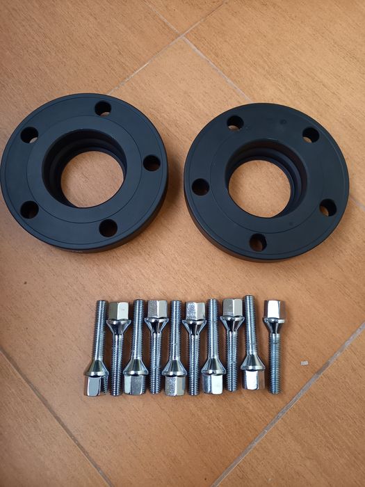 Фланци за джанти 5х120 74.1 BMW e39/E70/F15