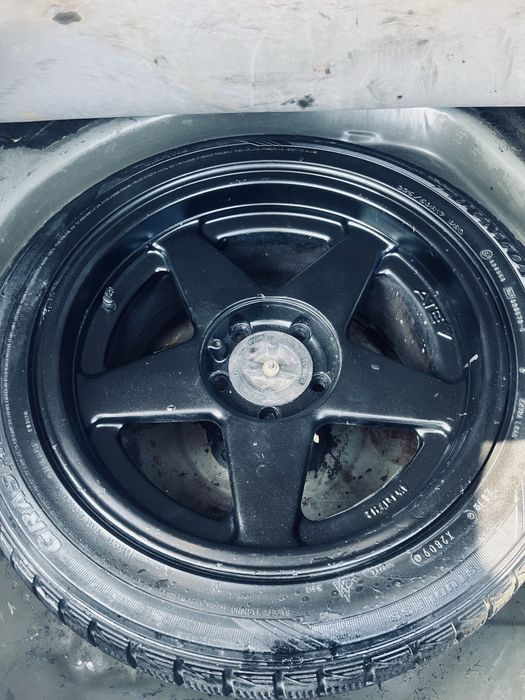 Продам титановый диск с резиной