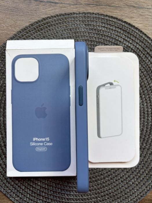 Vand husa iphone 15 originala Apple Magsafe