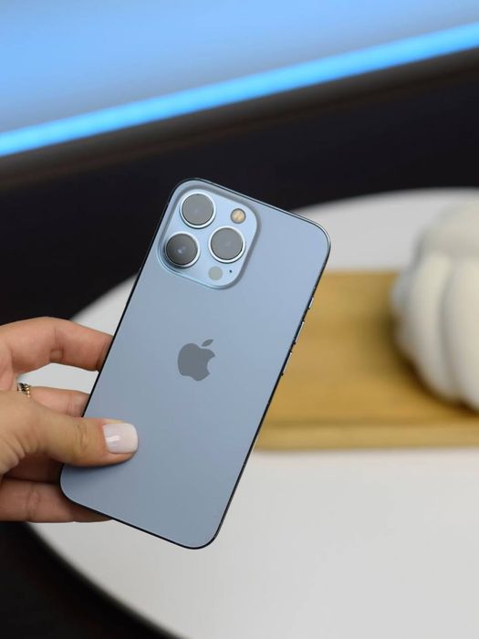 Iphone 13 pro bule