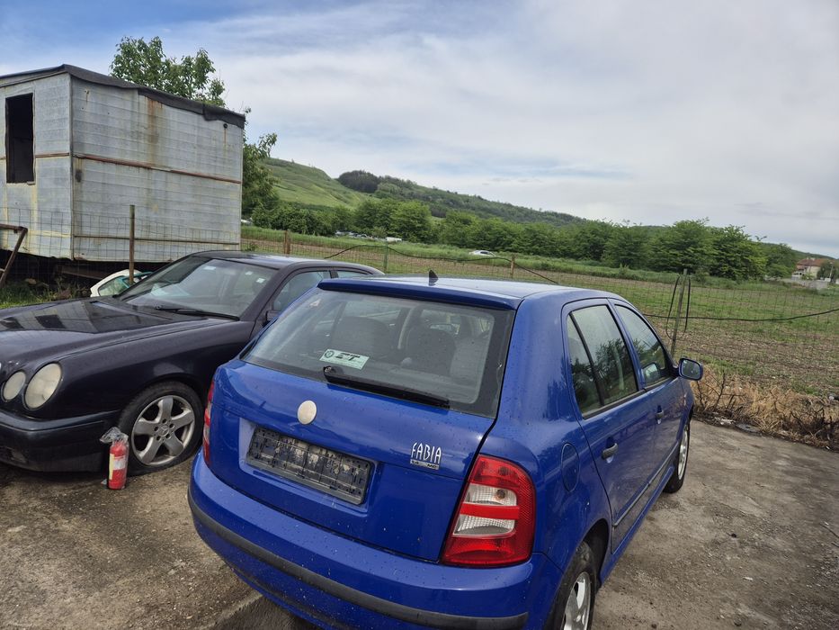 Шкода фабиа 1.4,MPI, бензин на части. Skoda fabia.