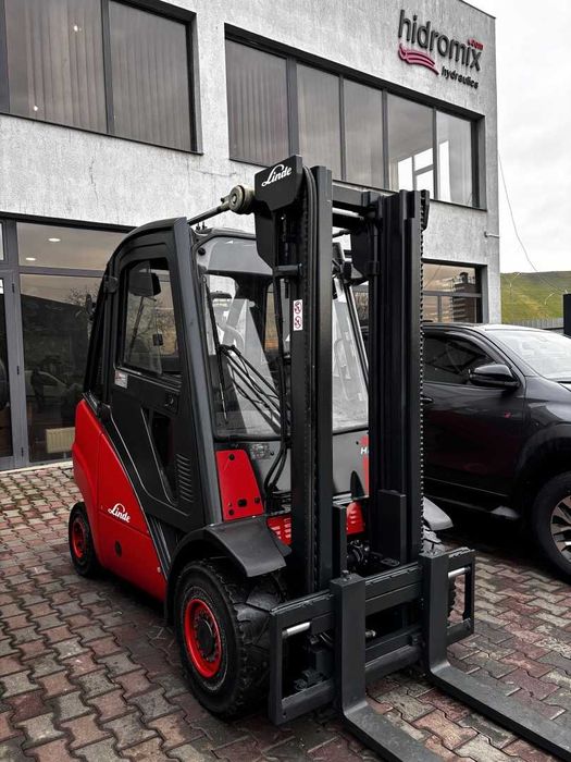 Stivuitor - Motostivuitor Linde H25D Cabină An fabricație 2005