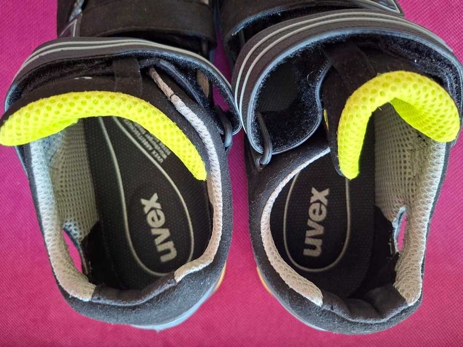 Pantofi de vara tip sanda UVEX 8542.8 S1 SRC ESD marimea 46 , zero km