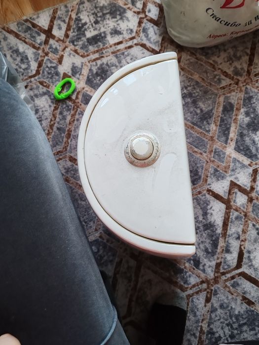 Бачок от унитаза