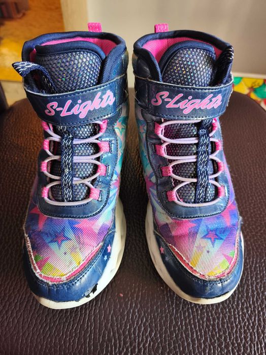 Боти Skechers за момиче 32 номер