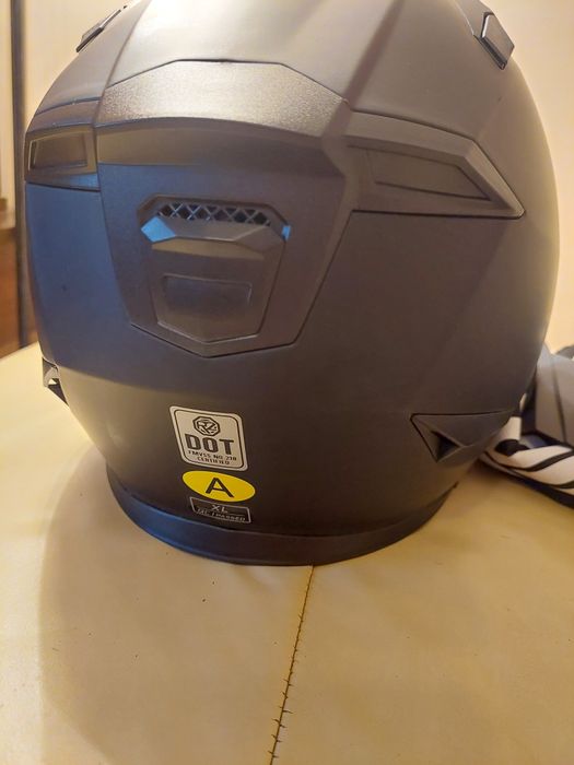 Casca moto modulara, nouă