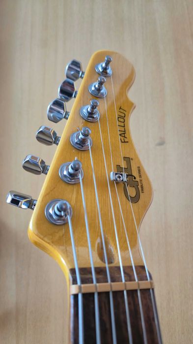 Chitara electrica G&L Fallout (Tribute)