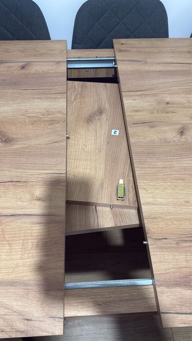 Masă 90x160 stejar sălbatic închis, vine cu cele 2 extensii