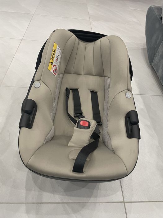 Бебешка кошница за кола Venicci