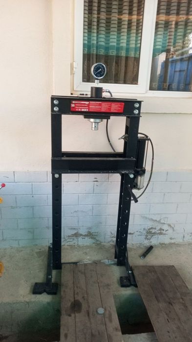 Press pachivnik qoqadigan