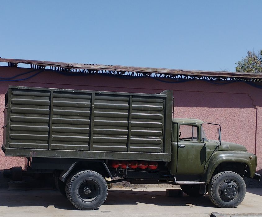 ЗИЛ самосвал сотилади. .