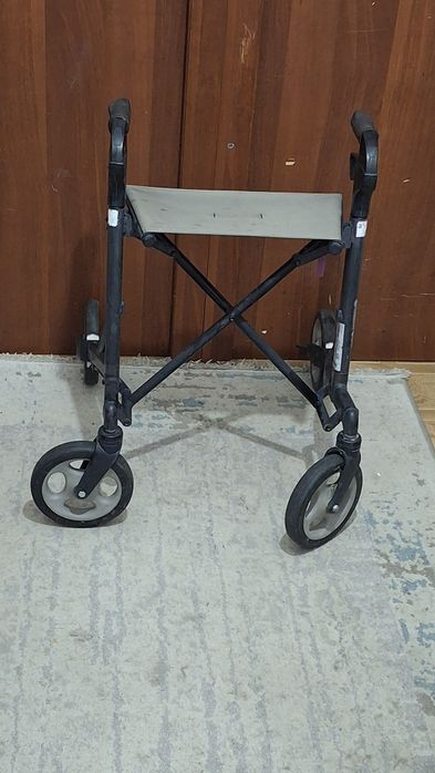 Ходунок для взрослых