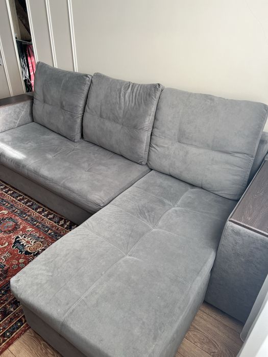 Продам диван в гостиную