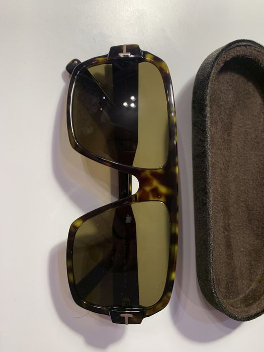 Солнцезащитные очки Tom Ford