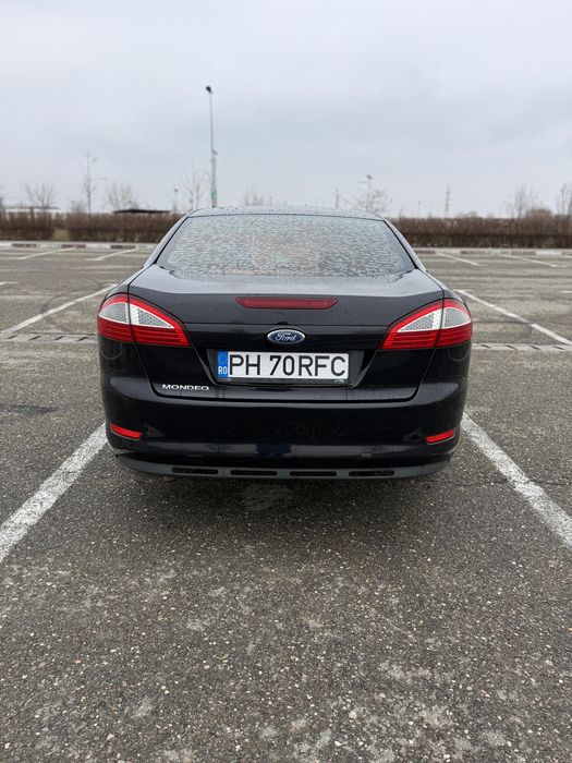 Vând Ford Mondeo!
