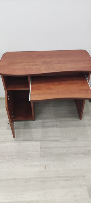 Бюро!!!120 лева.