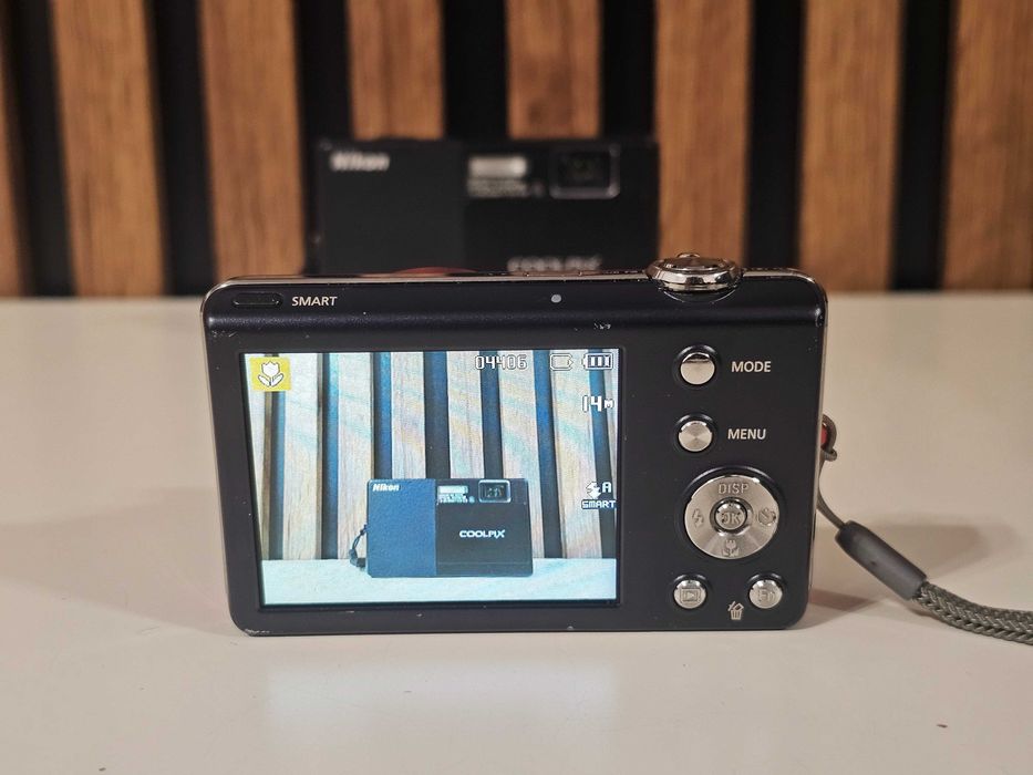 Y2K Aparat foto digital compact Samsung ST65 Rosu 14.2MP 5x Zoom