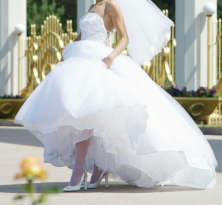 Свадебное платье