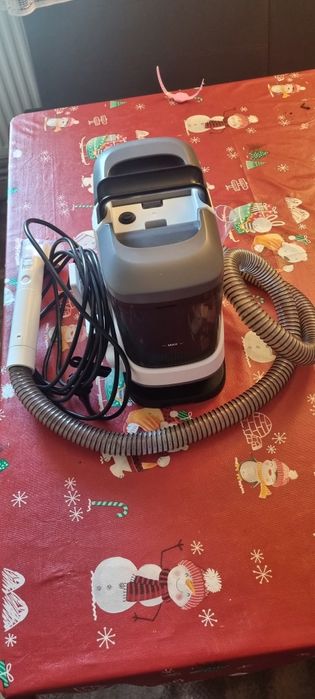 Aspirator cu spalare