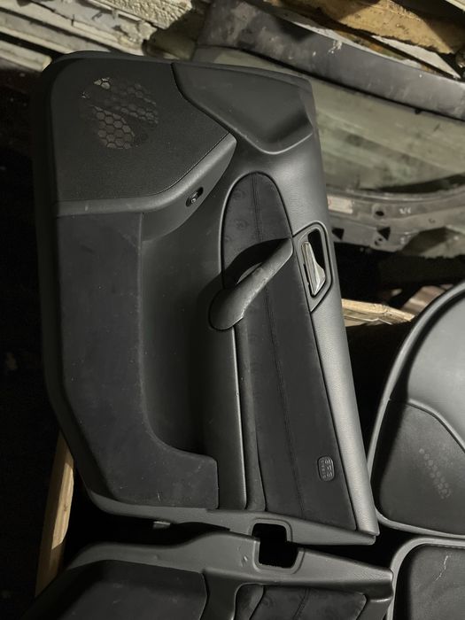 Дверные карты Mercedes с w203
