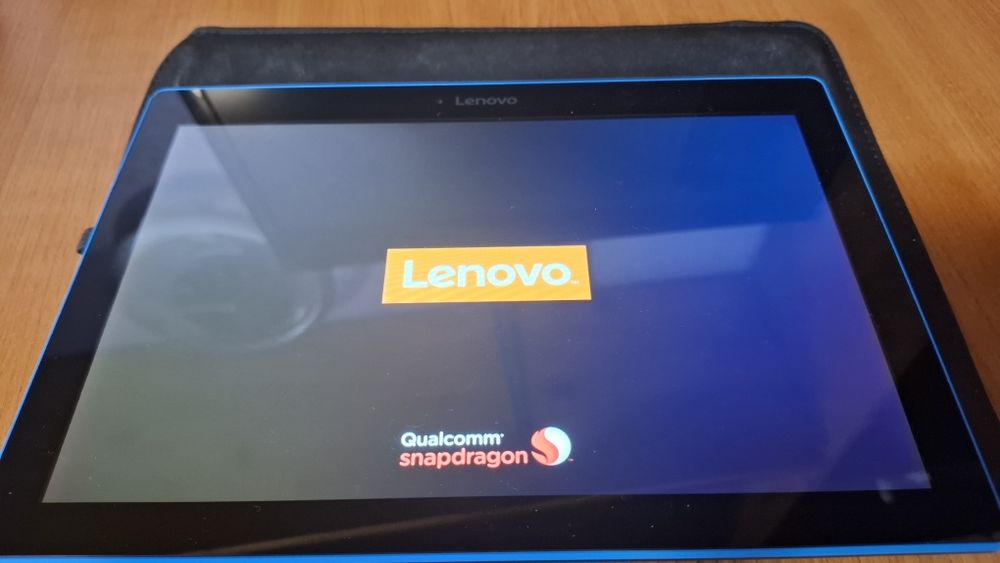 Tableta Lenovo 10 inchi