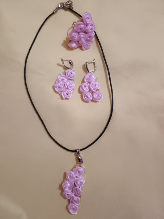 Комплект бижута колие пръстен обеци! Подарък за жени!