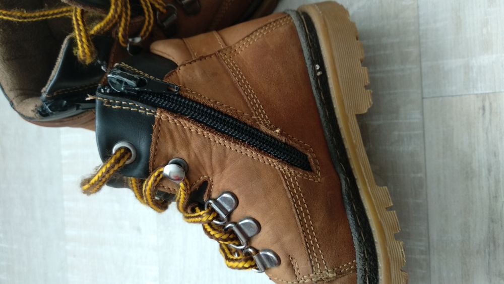 Демисезонные ботинки